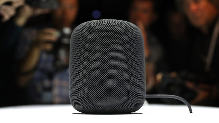 Колонка HomePod от Apple не будет рассказывать секреты чужакам