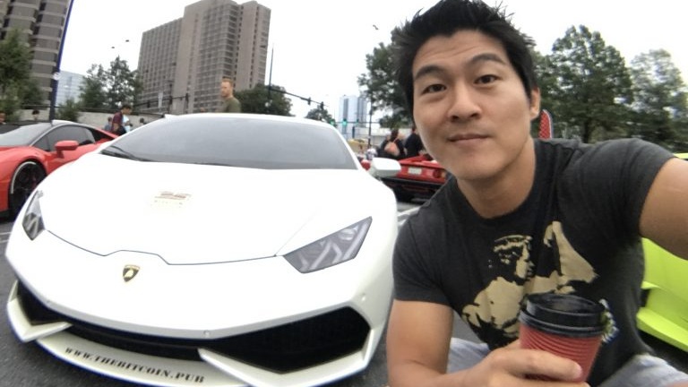 Программист из Китая вложил в биткойн 115 долларов и купил Lamborghini