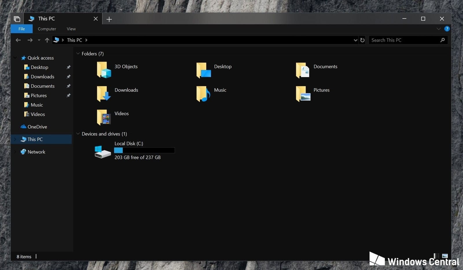 Обновленная ОС Windows 10 получила темную тему оформления‍