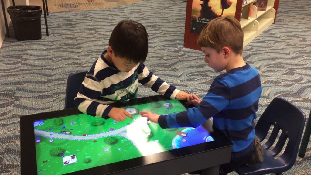 Покупаем интерактивные столы для детей