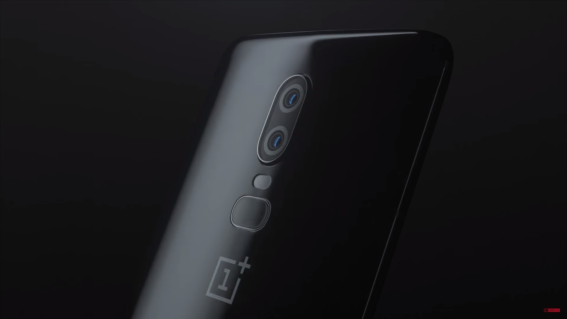 Новый «убийца флагманов» OnePlus 6 представлен официально‍