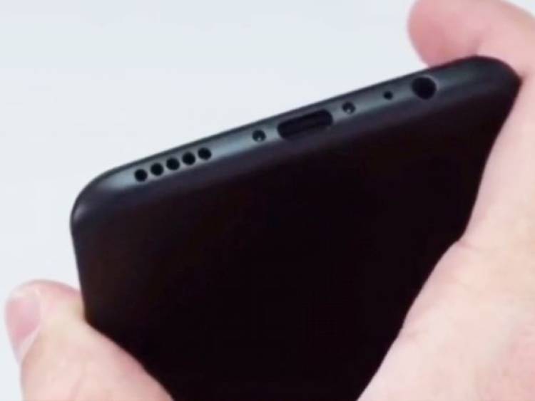 В Сети появились первые «живые» фото смартфона OnePlus 6
