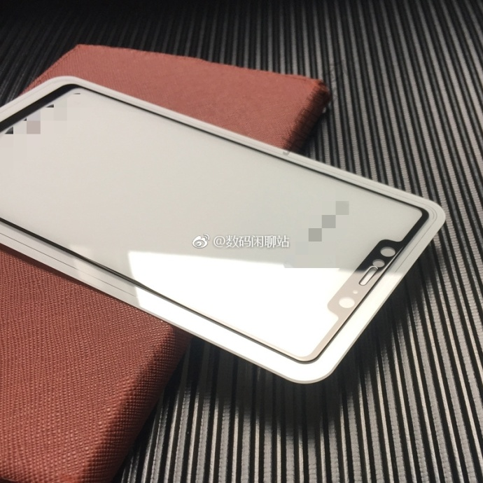 Инсайдеры показали экранную панель нового смартфона Xiaomi Mi 7