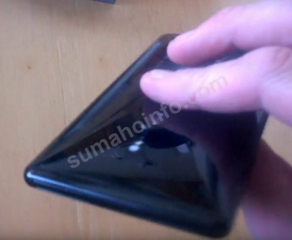 В Сети появились первые «живые» фото флагманского Sony Xperia XZ3