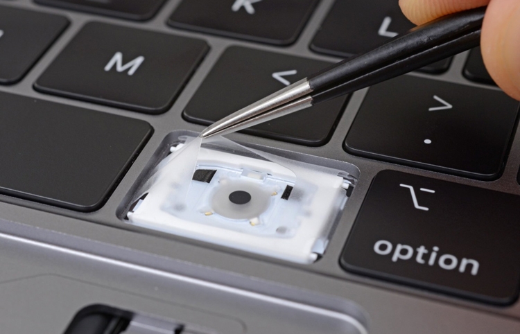 Новая клавиатура MacBook Pro 2018 получила улучшенную защиту от пыли‍