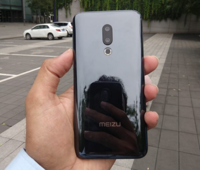 Смартфоны Meizu 16 и Meizu 16 Plus распродали за одну секунду