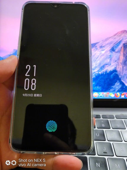 Смартфон OnePlus 6Т представили на «живых» фотографиях