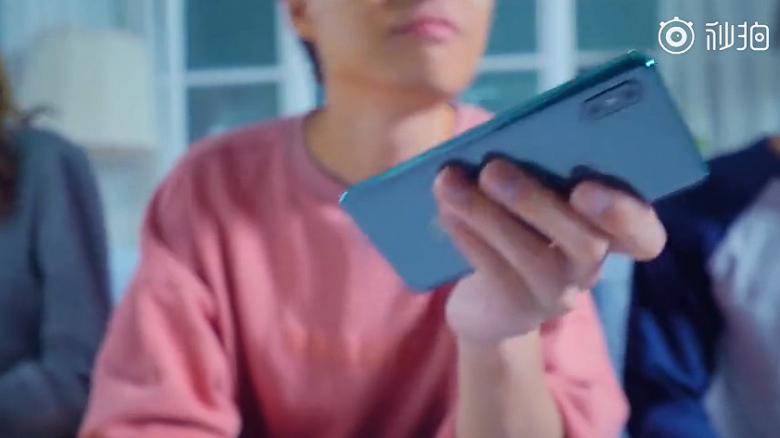 Смартфон-слайдер Xiaomi Mi MIX 3 показали на видео до анонса