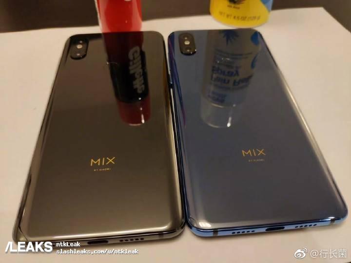 Смартфон Xiaomi Mi MIX 3 показали на живых фото со всех сторон