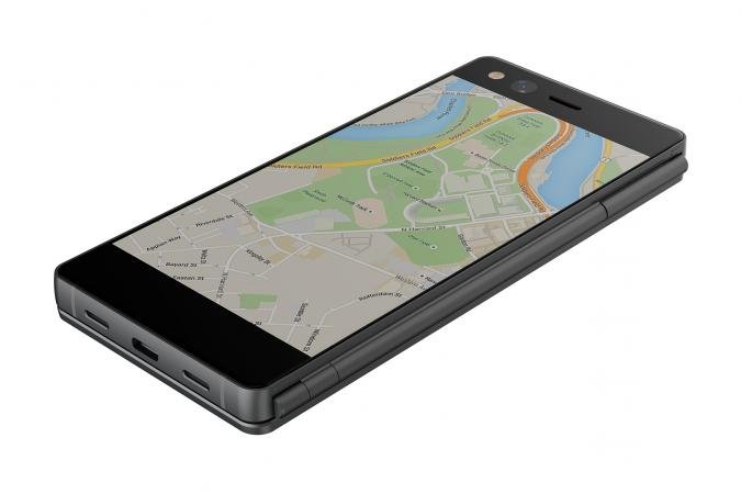 ZTE в РФ начала продажи первого в мире складного смартфона ZTE Axon M