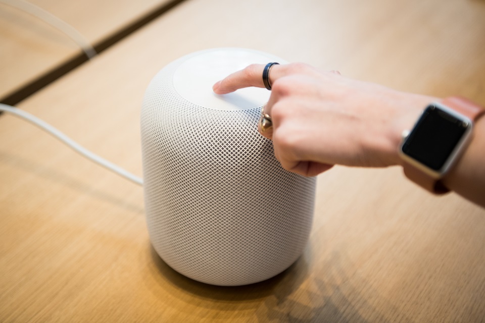 Apple начала торговать восстановленную «умную» колонку Apple HomePod