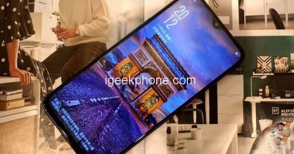 Смартфон Xiaomi Mi 8s получил процессор Snapdragon 8150