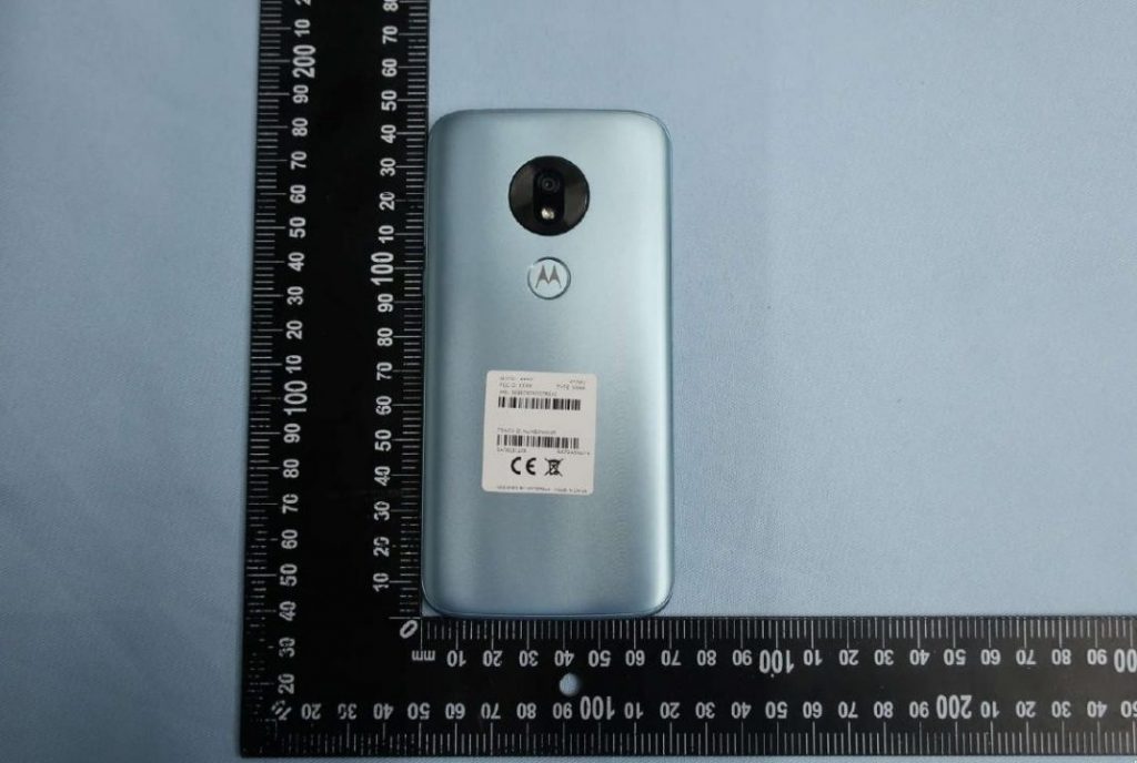 Появились фото нового Moto G7 Play с вырезом в экране и SoC Snapdragon 632