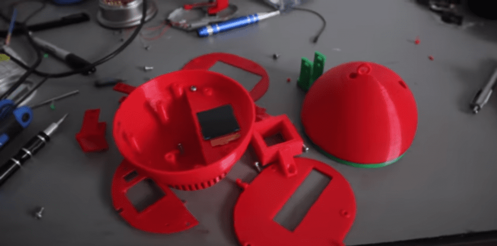 Инженер из США в 3D-печатной елочной игрушке уместил 3D-принтер
