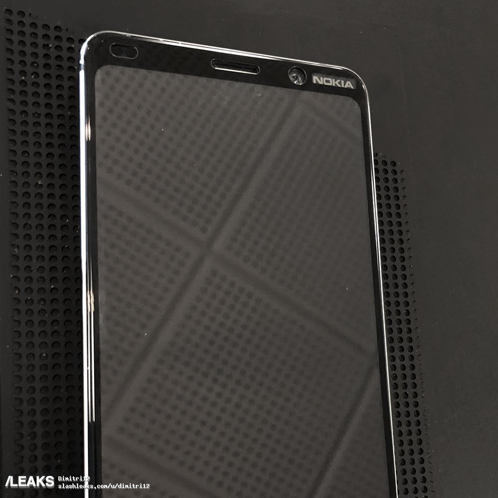 В Сети распространили фото фронтальной панели смартфона Nokia 9
