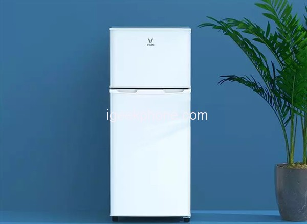Двухкамерный холодильник Xiaomi Yunmi 118L оценен в 100 долларов