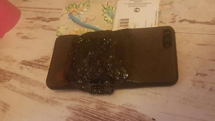 У жителя России смартфон Xiaomi Mi Note 3 загорелся прямо в штанах