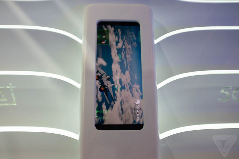 MWC 2019. Компания OnePlus показала смартфон с 5G и экраном 21:9