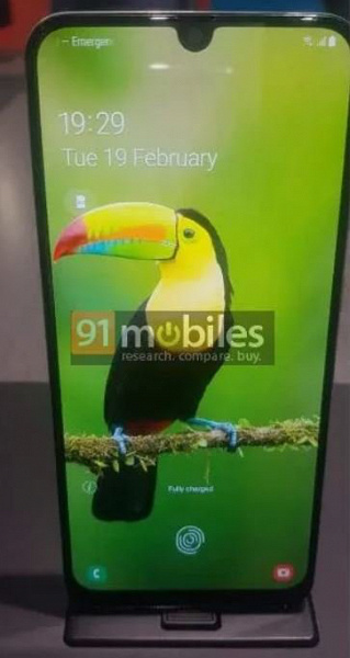 Смартфоны Samsung Galaxy A30 и Galaxy A50 показали на «живых» фото