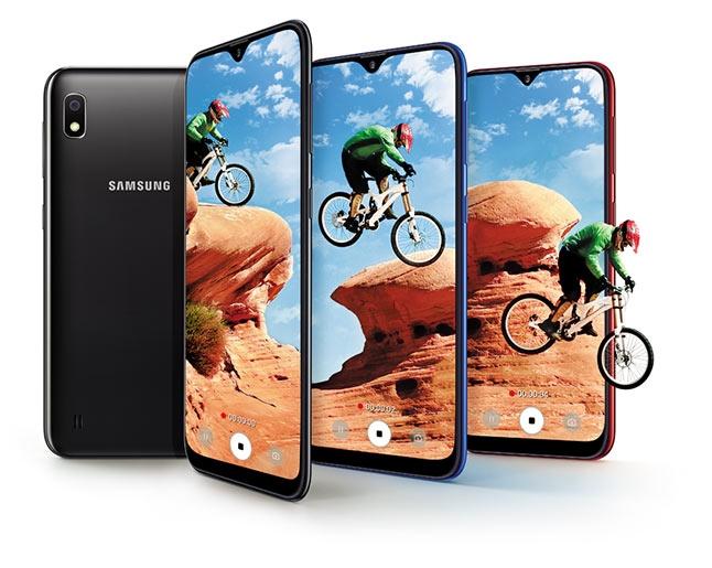 Samsung представила бюджетный смартфон Galaxy A10 за 119 долларов
