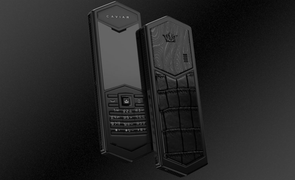 Caviar презентовала военный телефон «Защитник» из титана
