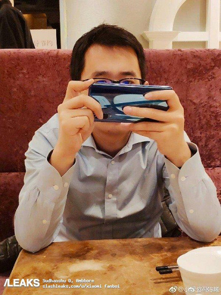 Флагманский смартфон Xiaomi Mi 9 показали на первом фото