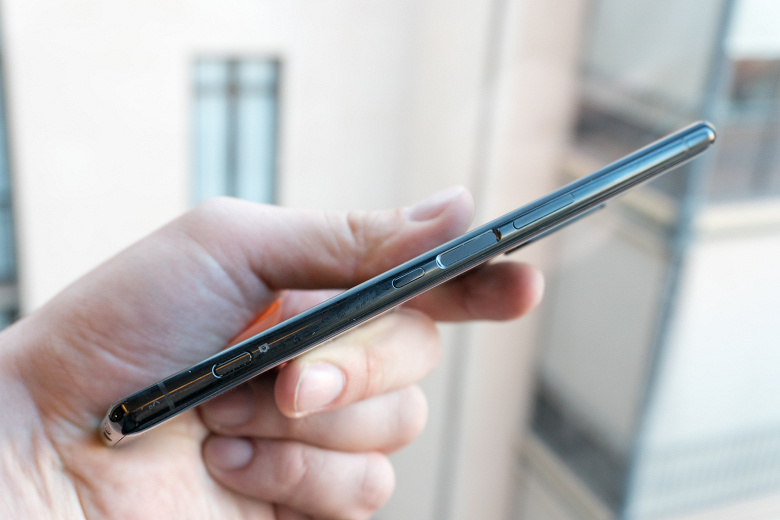 Компания Sony представила флагманский смартфон Sony Xperia 1