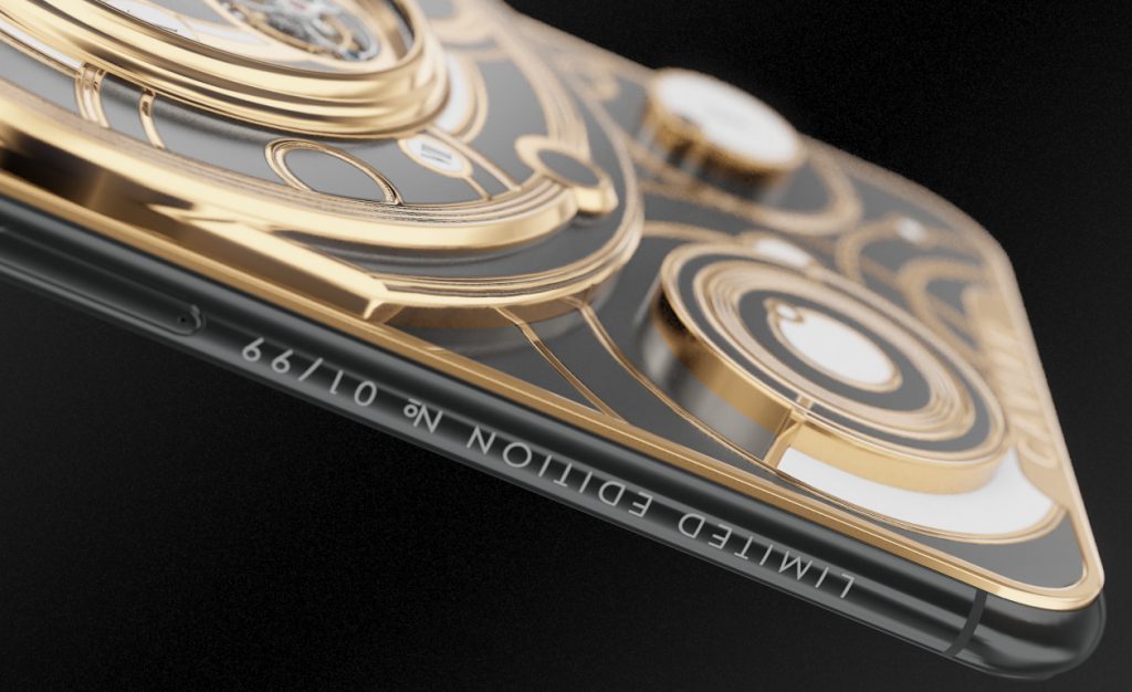 В Caviar создали первый в мире iPhone с турбийоном