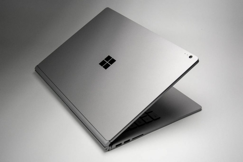 Microsoft обновляет Surface Book 2 новыми процессорами