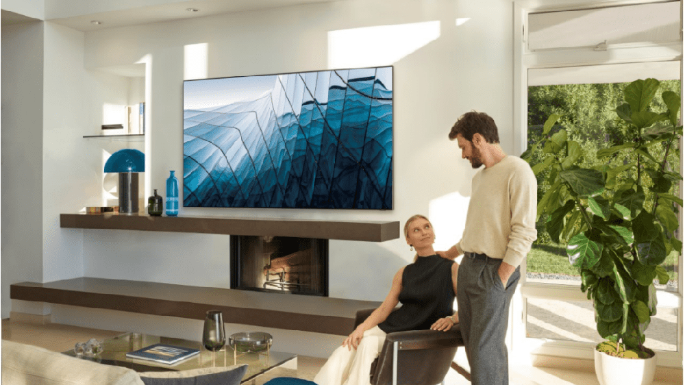 Samsung в России представил новейшие QLED-телевизоры