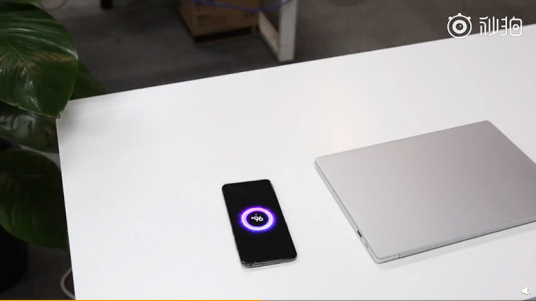 Xiaomi и IKEA создают стол с поддержкой быстрой беспроводной зарядки