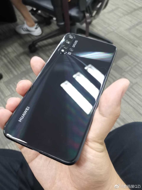 Новый смартфон Huawei Nova 5 Pro раскрыли до анонса