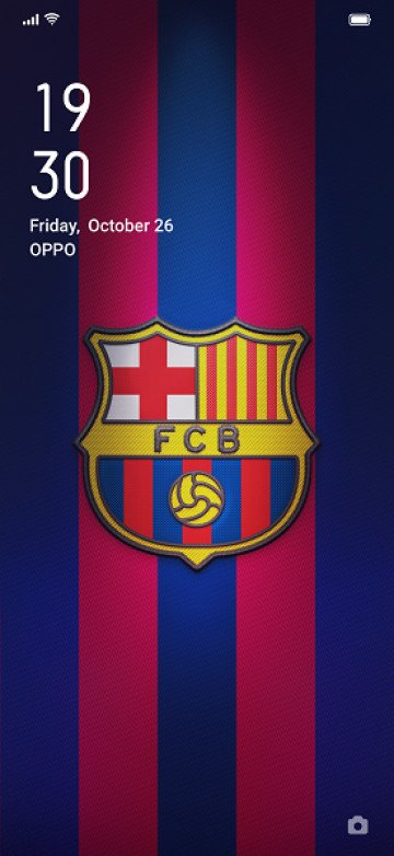 Oppo представила смартфон для фанатов «Барселоны»