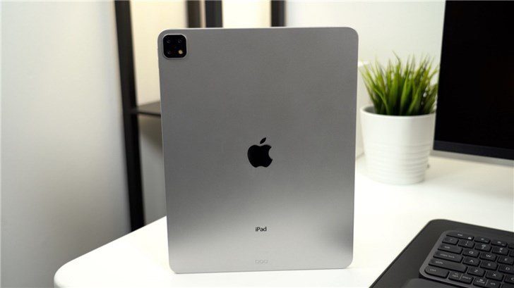 iPad Pro 2019 с тройной камерой появился на «живых» фотографиях
