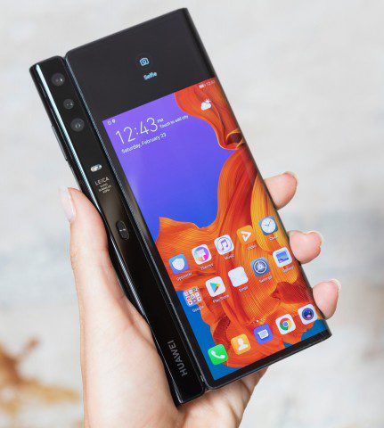 Складной смартфон Huawei Mate X выйдет до конца этого месяца