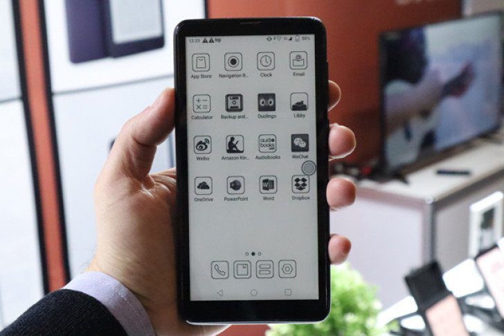 Компания Onyx показала смартфон с быстрым E-Ink экраном